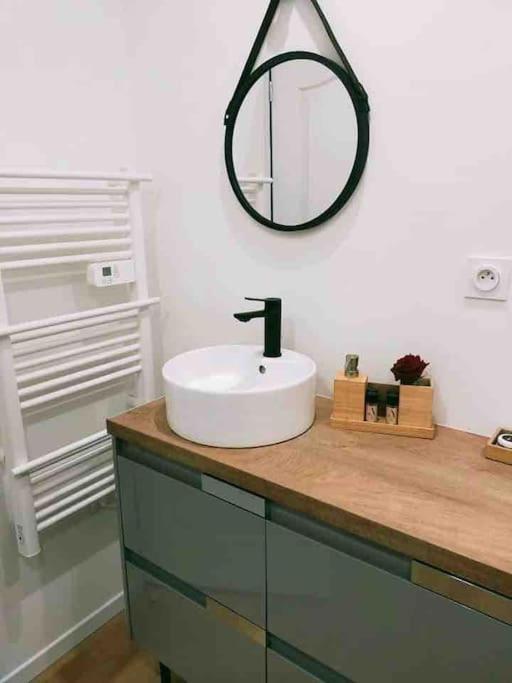 Gite Avec Spa Privatif* Saint-Symphorien-les-Buttes ภายนอก รูปภาพ